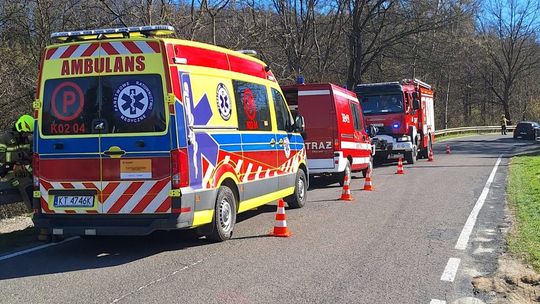Wypadek w Rychwałdzie. Poszkodowany motocyklista Wypadek w Rychwałdzie. Poszkodowany motocyklista