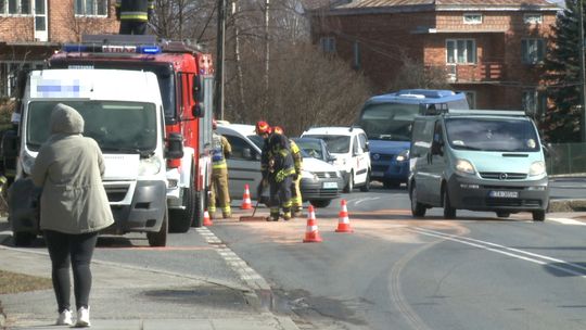 Wypadek w Woli Rzędzińskiej. Mężczyzna trafił do szpitala