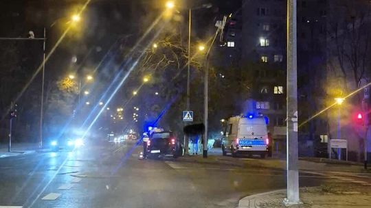 Zdarzenie z udziałem radiowozu na ul. Lwowskiej w Tarnowie Zdarzenie z udziałem radiowozu na ul. Lwowskiej w Tarnowie