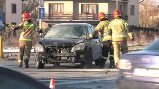 Zderzenie dwóch samochodów w Tarnowie