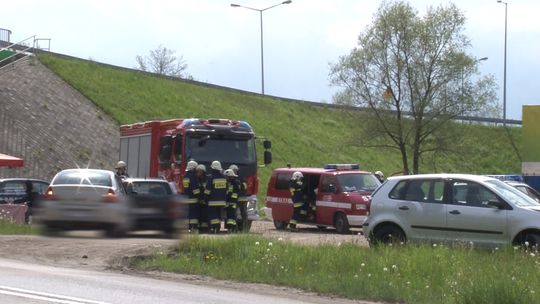 Zderzenie osobówek przy ul. Tuchowskiej. Jedna osoba poszkodowana