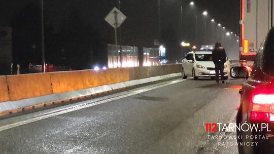 Zderzenie osobówki i ciężarowego w Zbylitowskiej Górze Zderzenie osobówki i ciężarowego w Zbylitowskiej Górze