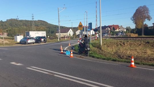 Zderzenie samochodu osobowego i skutera w Gromniku