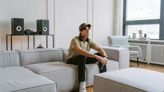 Zestaw nagłośnieniowy do domu – gdzie kupić? Porównanie ofert sklepów
