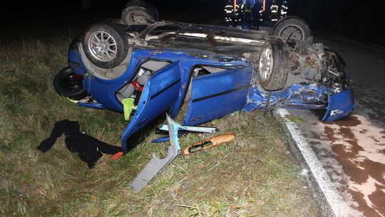 Zginął pasażer i kierujący. Tragiczny wypadek w powiecie gorlickim