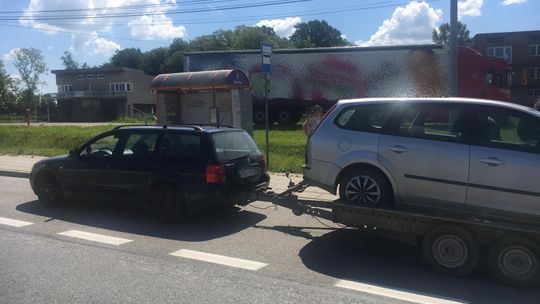 Zgłobice. Bez prawa jazdy ciągnął lawetę 