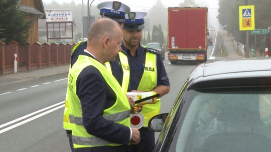 "Zwalniam przed szkołą" na drogach powiatu dąbrowskiego