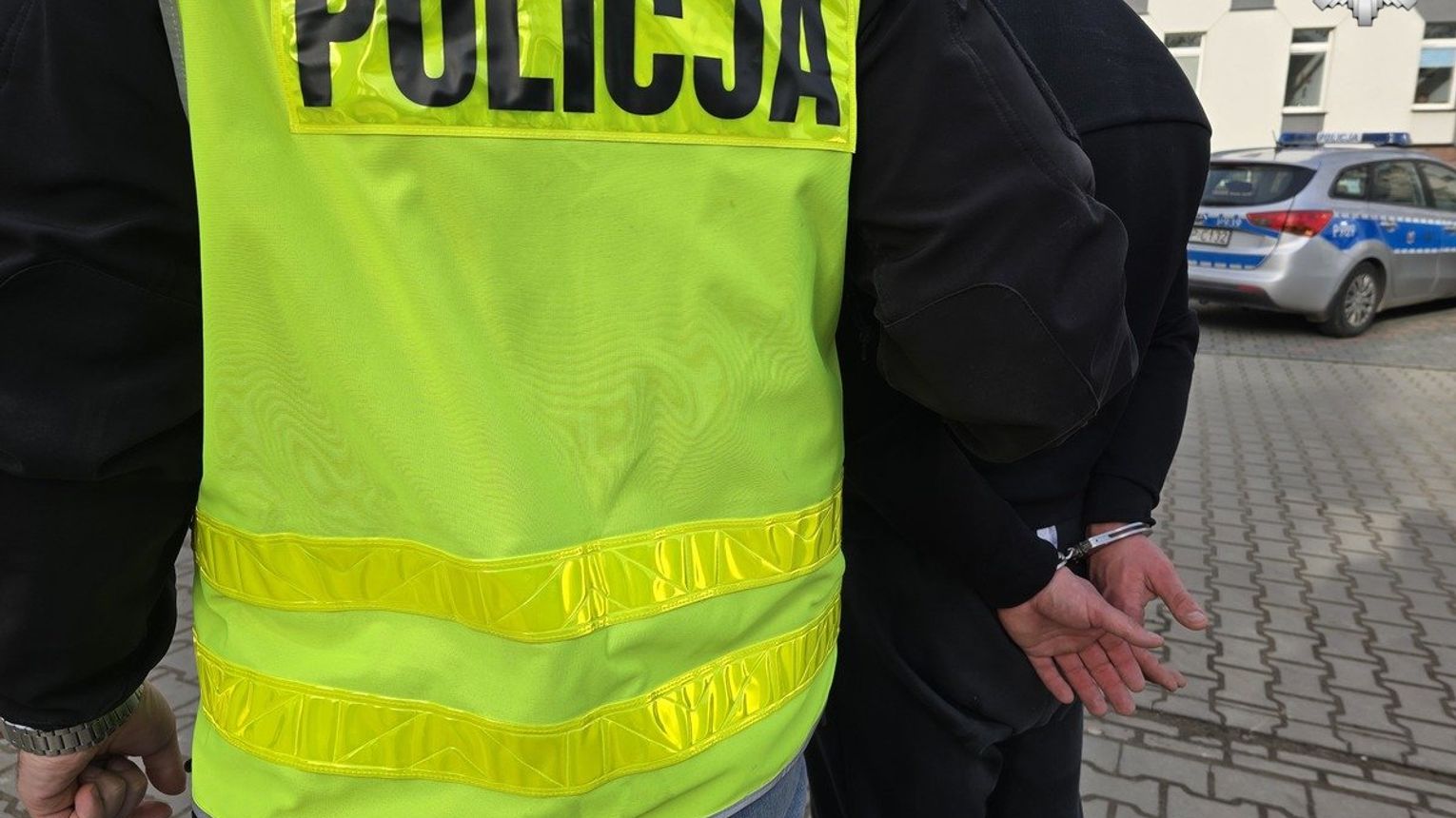 Agresywny syn złamał sądowe zakazy. Trafił do aresztu