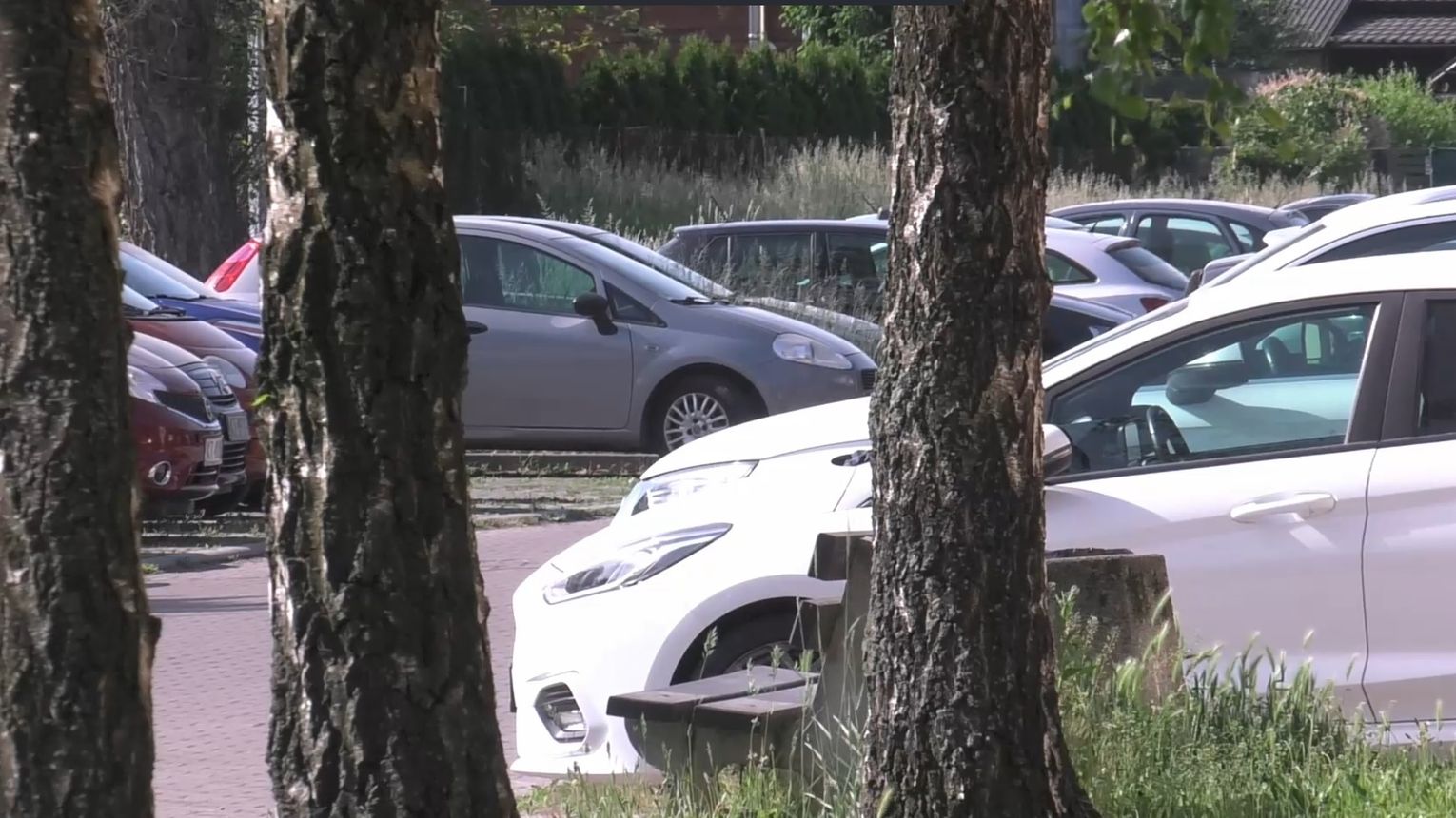 Akty wandalizmu na ul. Brandstaettera w Tarnowie. Mieszkańcy czują się bezradni