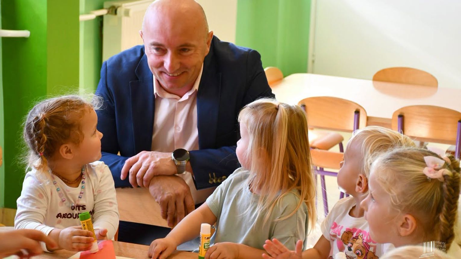 Angielski już od przedszkola! Gmina Skrzyszów inwestuje w dwujęzyczną edukację najmłodszych