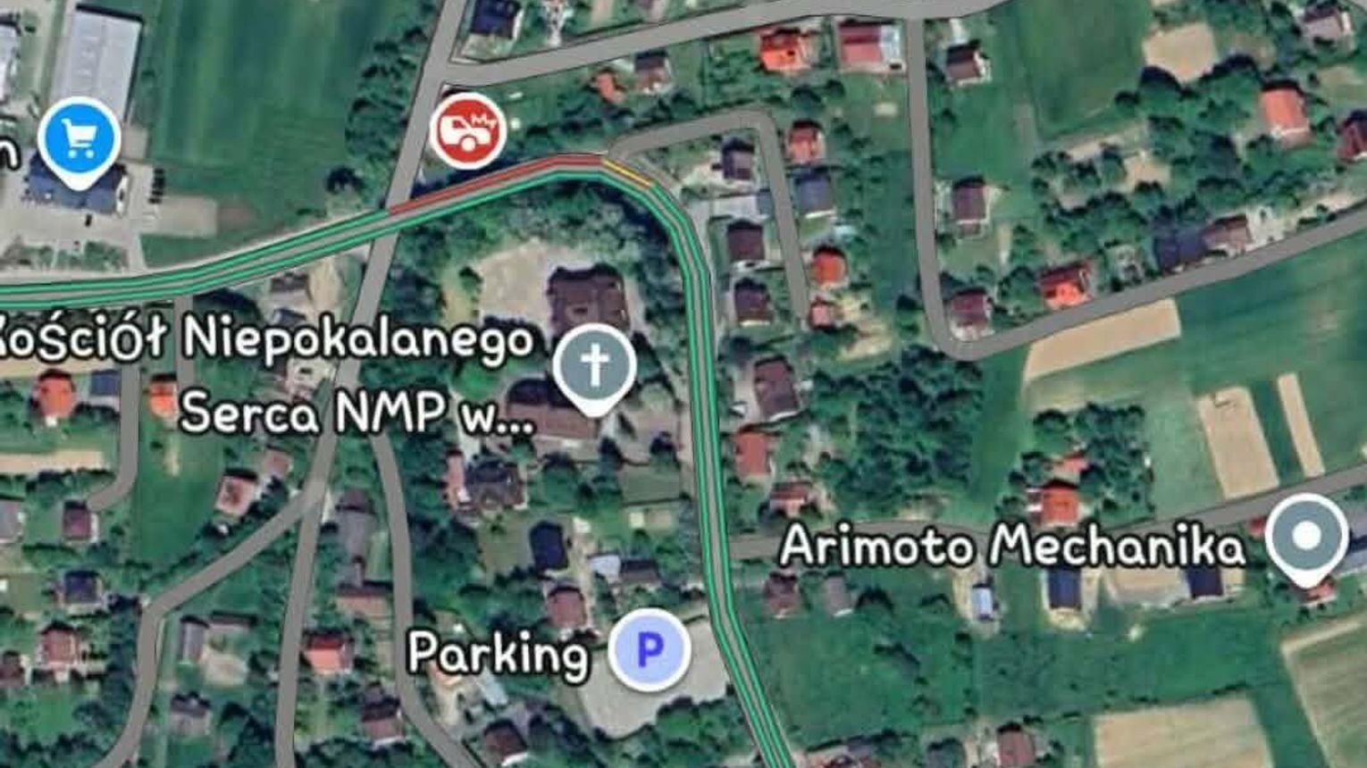 Ciężarówka wypadła z drogi i spadła w przepaść pod Nowym Sączem