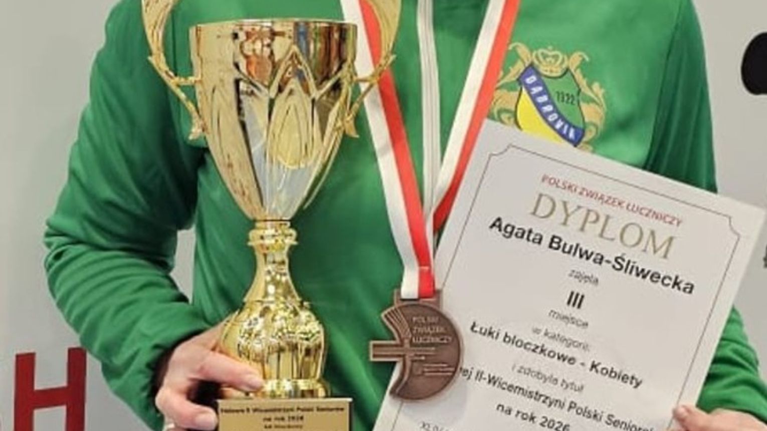 Dąbrowska policjantka z medalem na XLIV Halowych Mistrzostwach Polski w łucznictwie