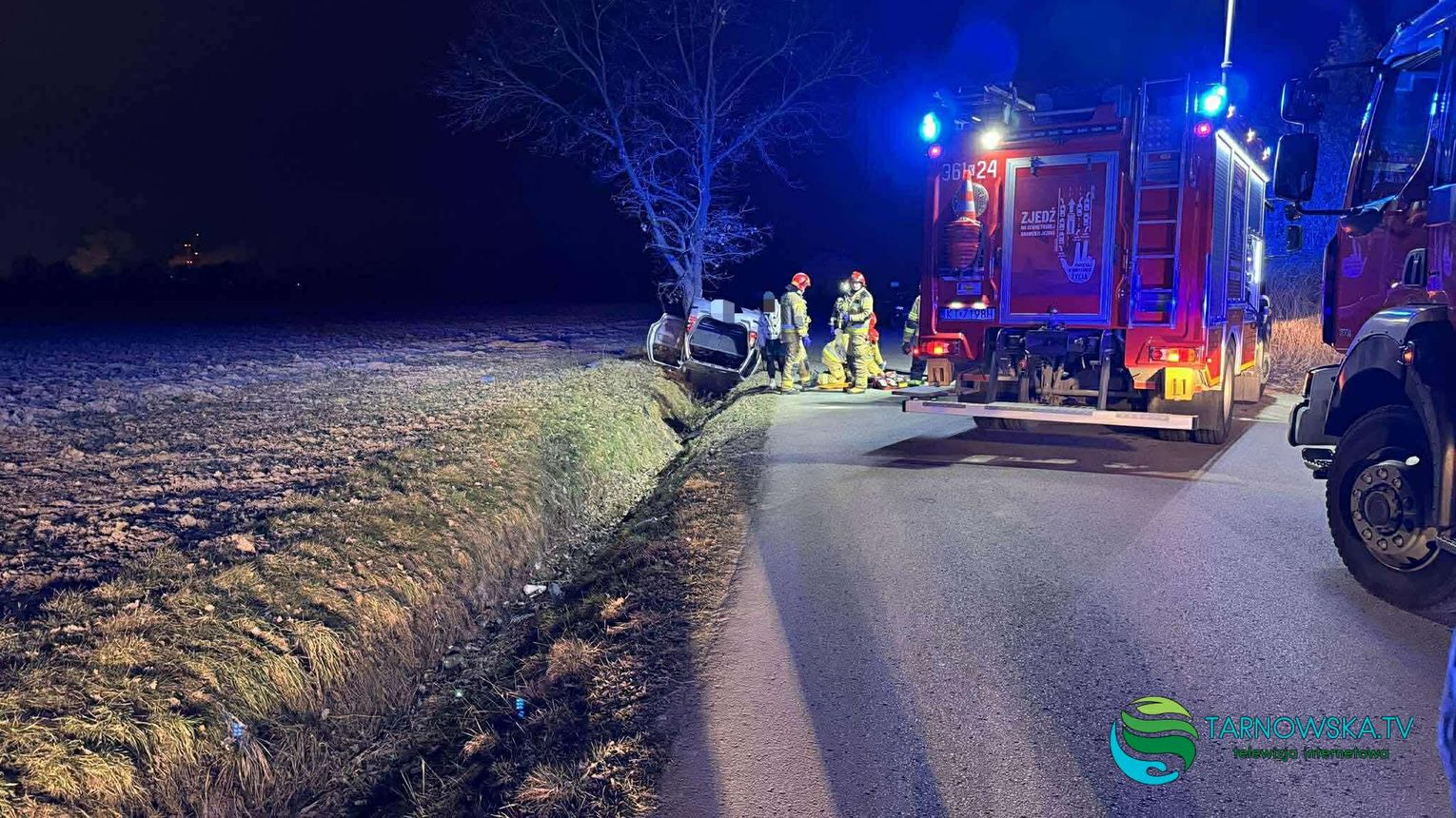 Dachowanie samochodu w Tarnowie. Poszkodowana kierująca w szpitalu!