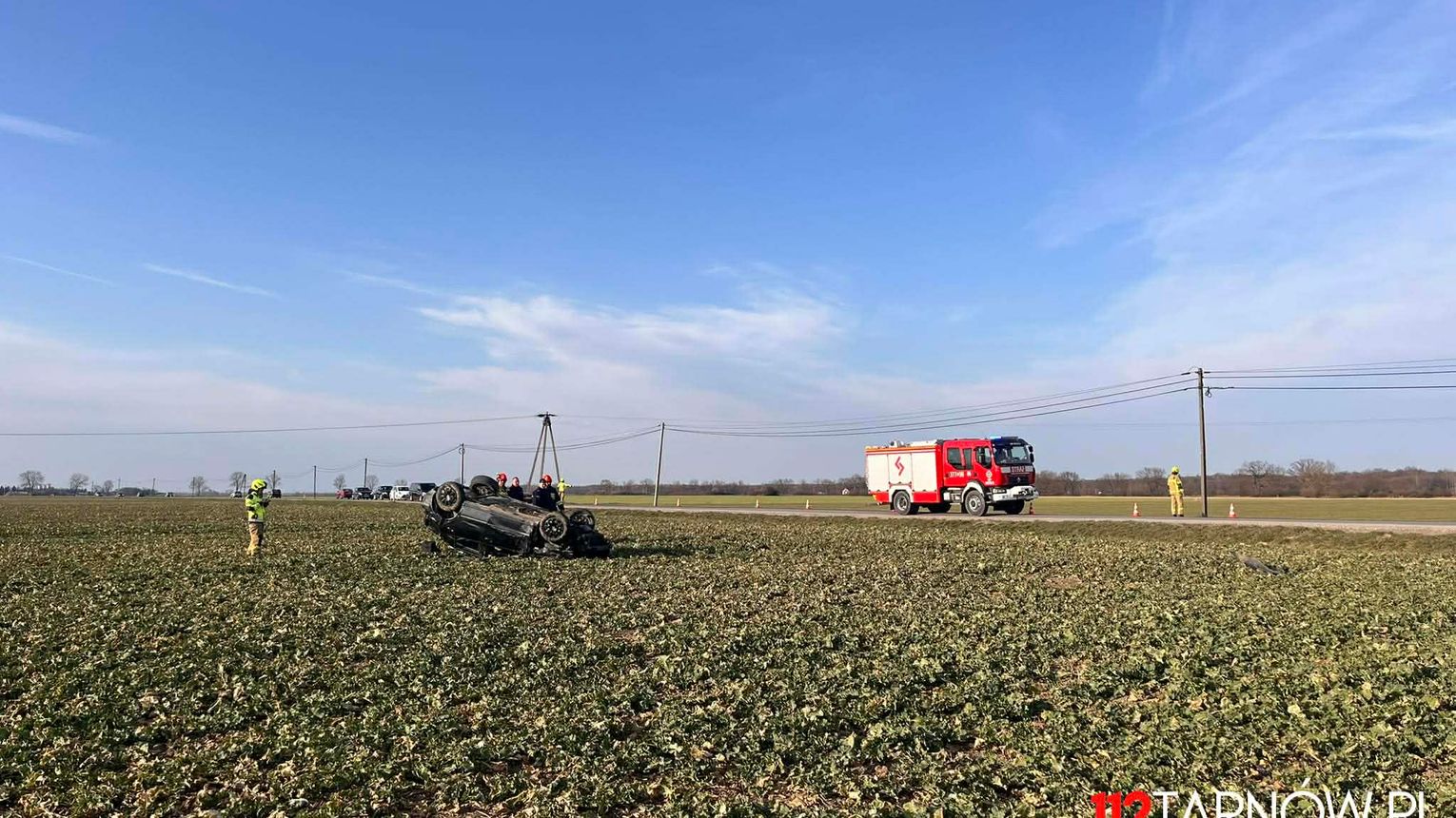 Dachowanie seata w Niecieczy. Kierowcy brak!