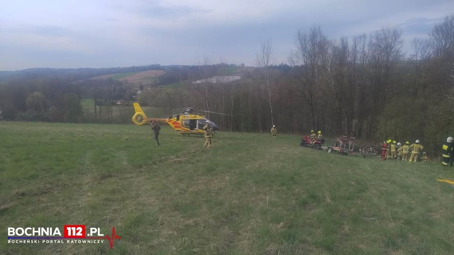 Dramat w Łąkcie Dolnej! Mężczyzna przygnieciony przez ciągnik — na miejscu śmigłowiec LPR!