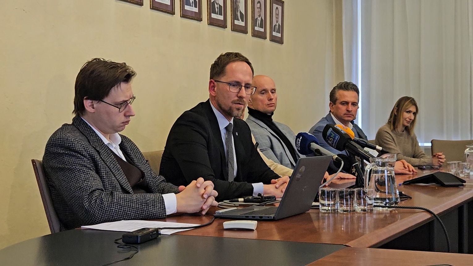 Grupa Azoty chce wycofać ofertę sprzedaży akcji Tarnowskiej Wodociągów. Miasto odpowiada.