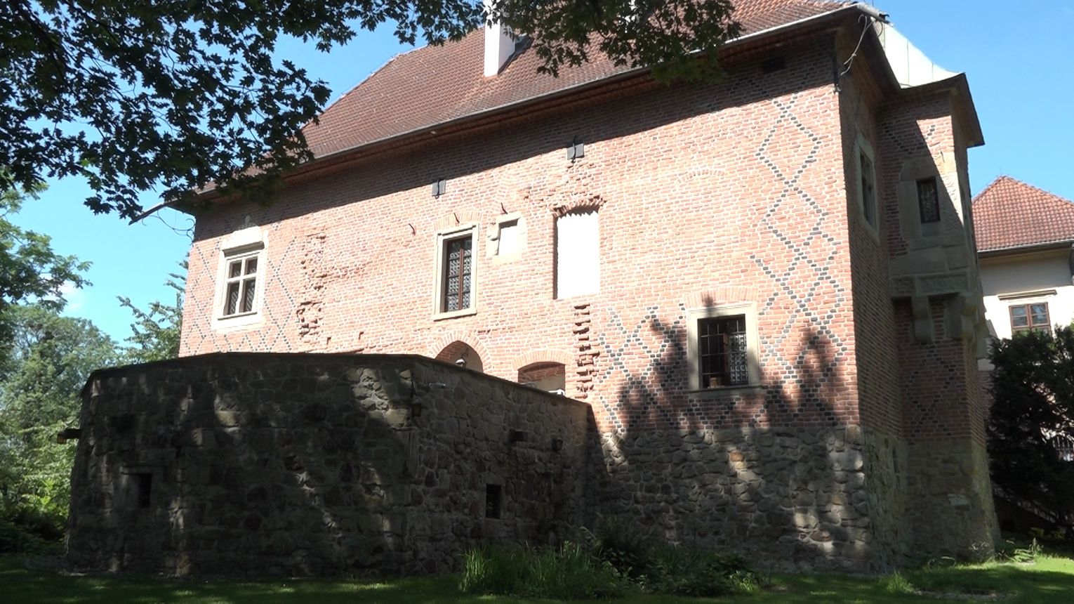 Historyczny zamek w Dębnie w nowej odsłonie
