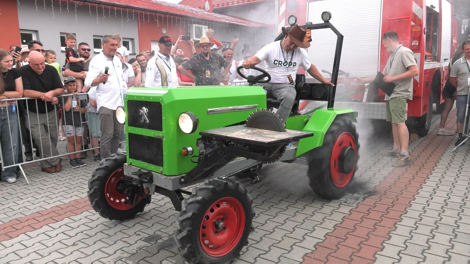 III Gminny Zlot Zabytków Motoryzacji i Papajów w Gminie Skrzyszów