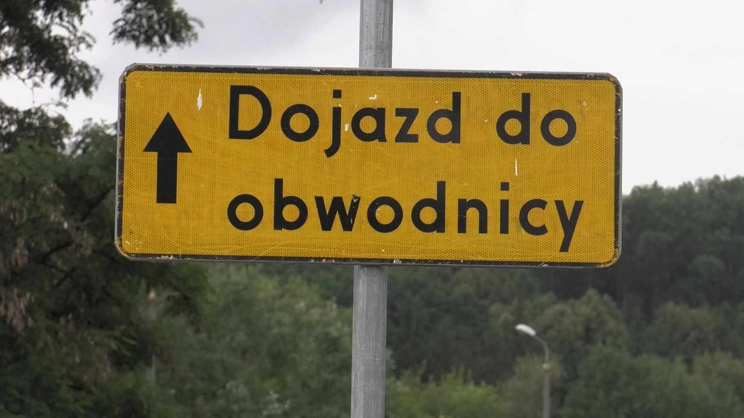 Koniec tymczasowego połączenia z obwodnicą w Tarnowie – ul. Tuchowska wraca do normalnego ruchu od września