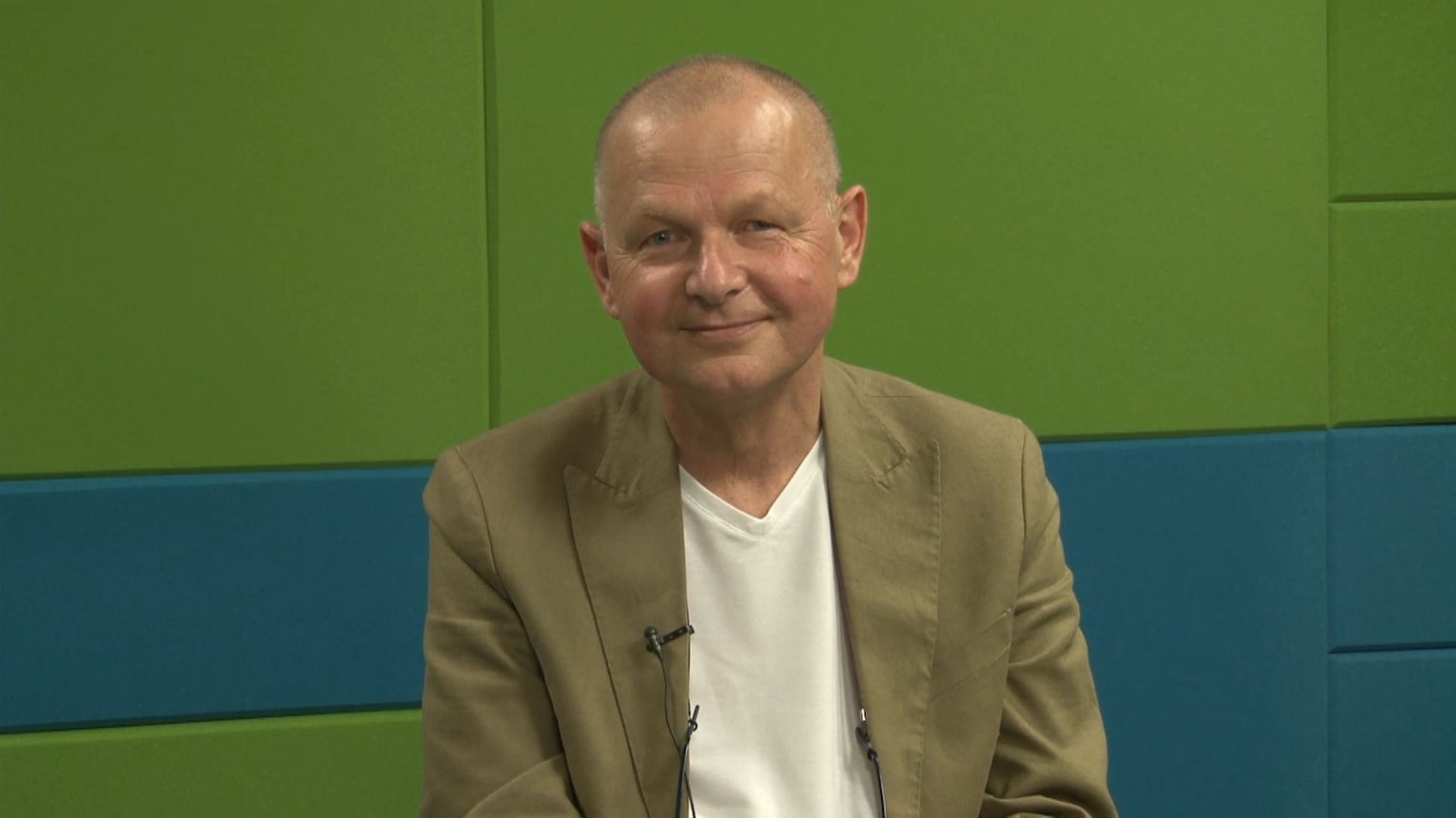 Lesław Wieczorek o sporcie, kulturze, naborach do szkół i zbliżających się wydarzeniach w powiecie dąbrowskim