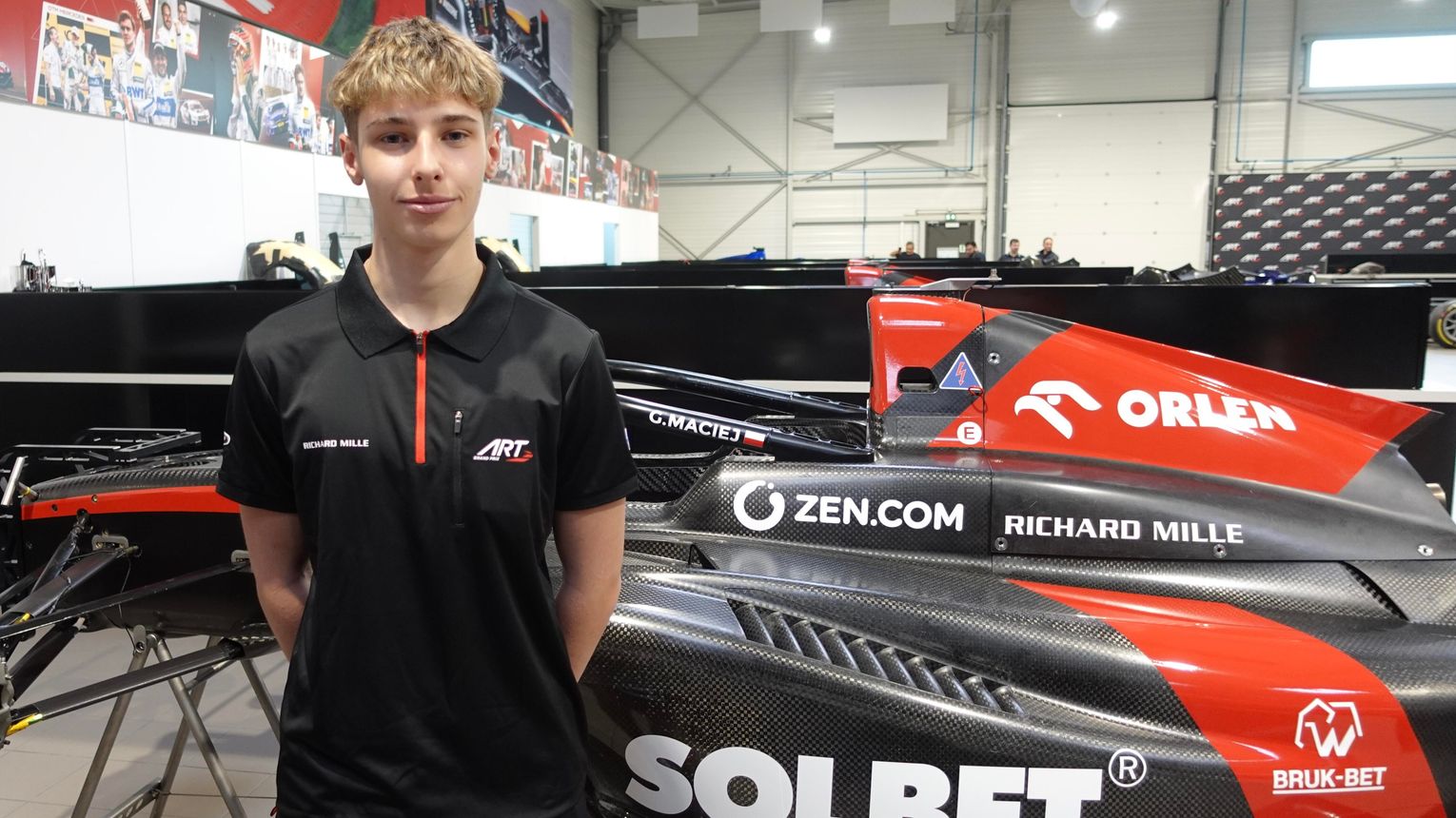 Maciej Gładysz w FIA Formula 3 w barwach ART Grand Prix