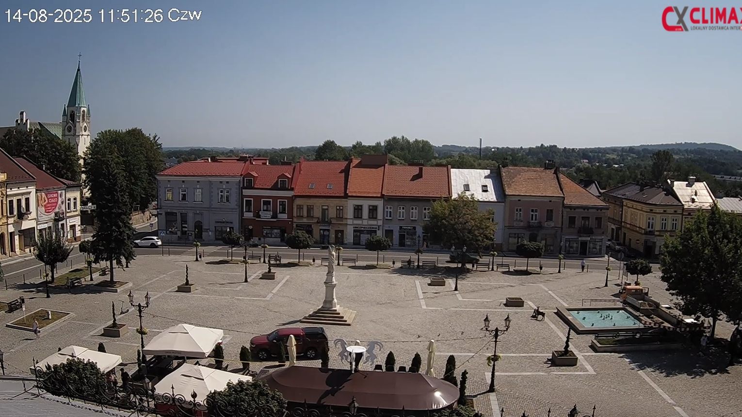 Martwy mężczyzna leżał na ławce w centrum Brzeska