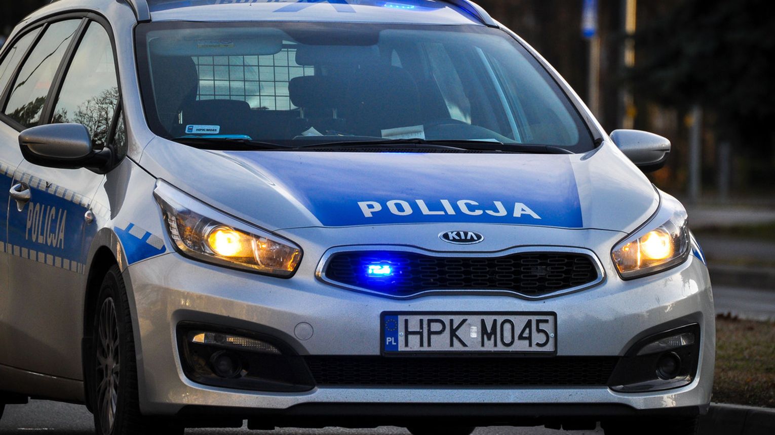 Motocyklista z szeregiem przewinień zatrzymany przez policjantów z Dąbrowy Tarnowskiej