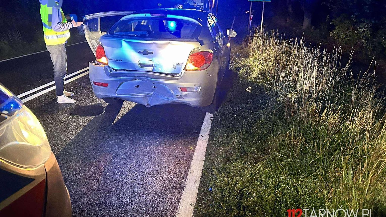 Nocne zderzenie busa i osobówki w Sukmaniu pod Wojniczem