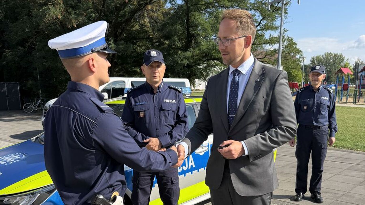Nowy radiowóz dla Wydziału Ruchu Drogowego Komendy Miejskiej Policji w Tarnowie