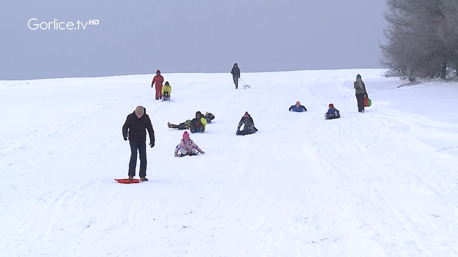 Otwarcie sezonu narciarskiego i II Zjazd na Byle Czym w Krzywej