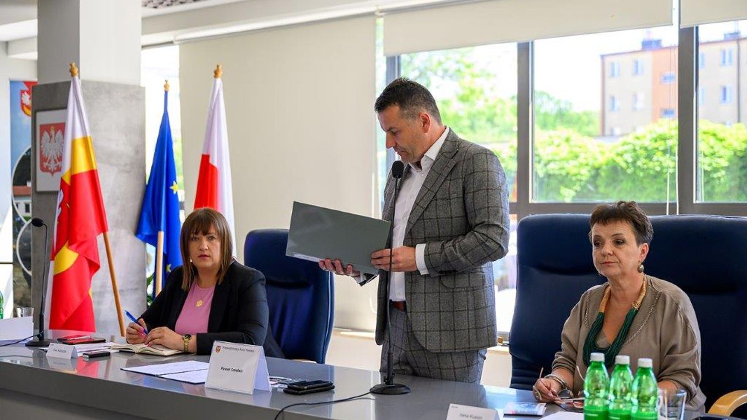 Paweł Smoleń Przewodniczący Rady Powiatu Tarnowskie zaprasza na XXVI sesję rady