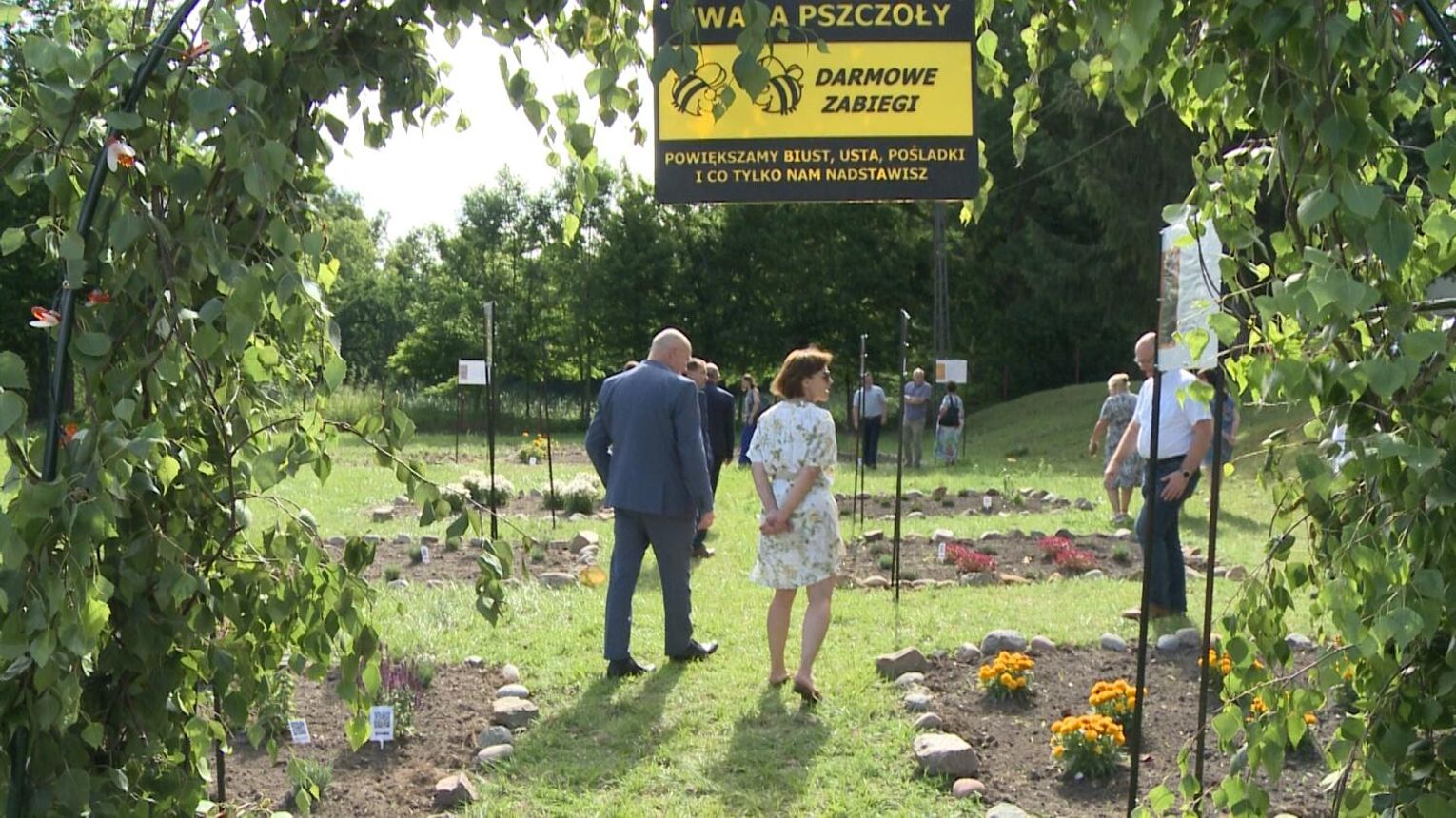 PCEiKZ w Szczucinie powiększyło się o Edukacyjny Szlak Pszczół