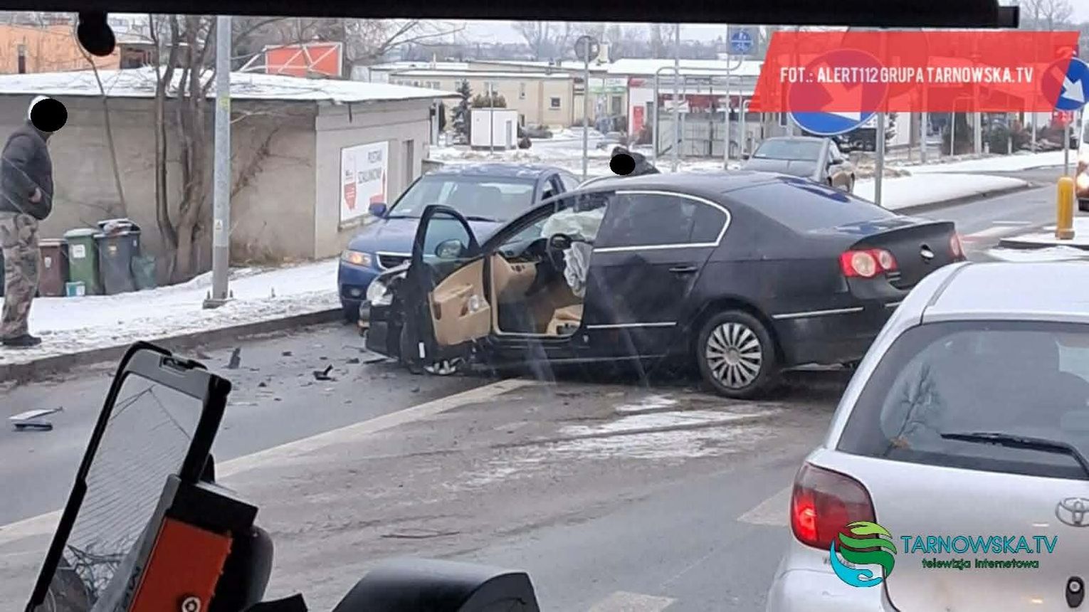 Pijany 18-latek sprawcą kolizji na ulicy Tuchowskiej w Tarnowie. Drugi kierowca bez OC i badań technicznych