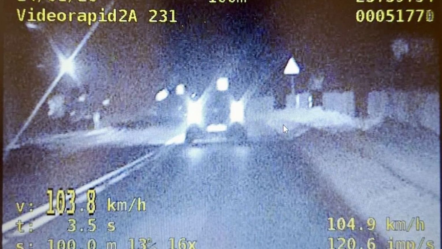 Po zaledwie ośmiu dniach stracił uprawnienia. 18-latek z wysokim mandatem za brawurową jazdę bmw!