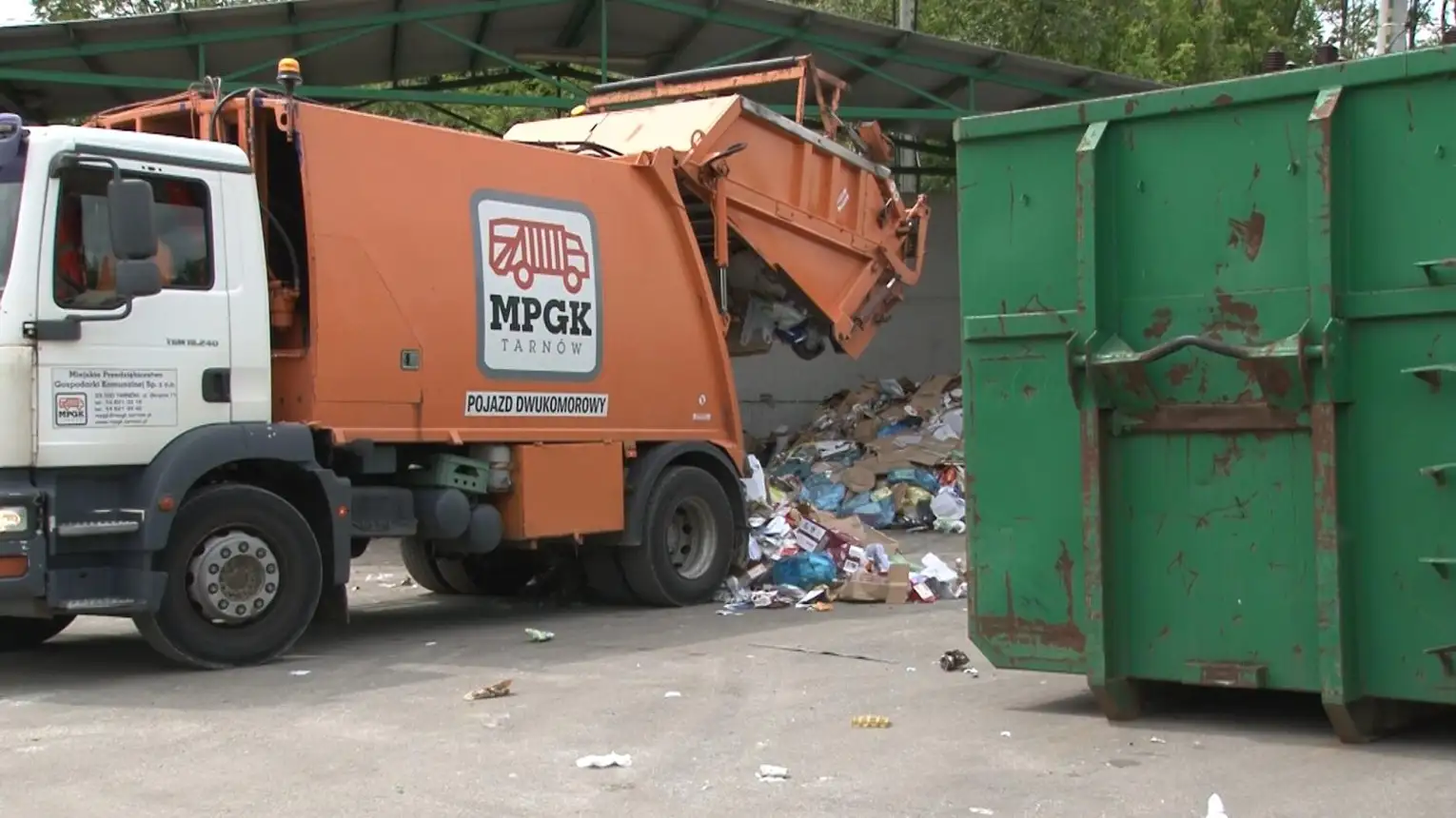 Podrożeje odbiór odpadów na terenie Tarnowa, ale standard bez zmian