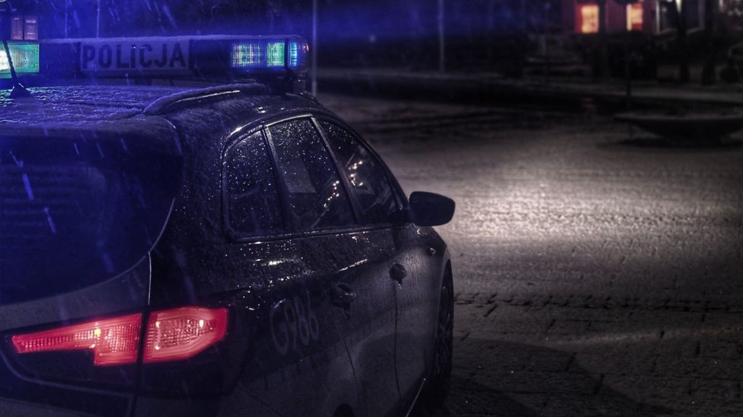 Policja z Zakopanego ustala okoliczności uszkodzenia bankomatu w pobliżu kompleksu narciarskiego w miejscowości Murzasichle