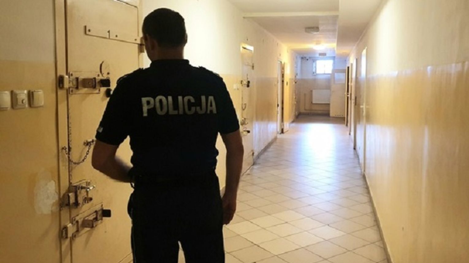 Policjanci ustalili miejsce pobytu i zatrzymali skazanego na 3 lata więzienia