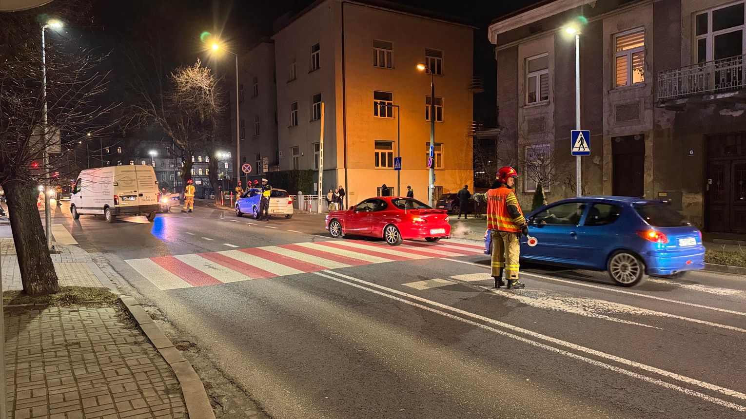 Potrącenie pieszej na ul. Słowackiego w Tarnowie. Kobieta trafiła do szpitala