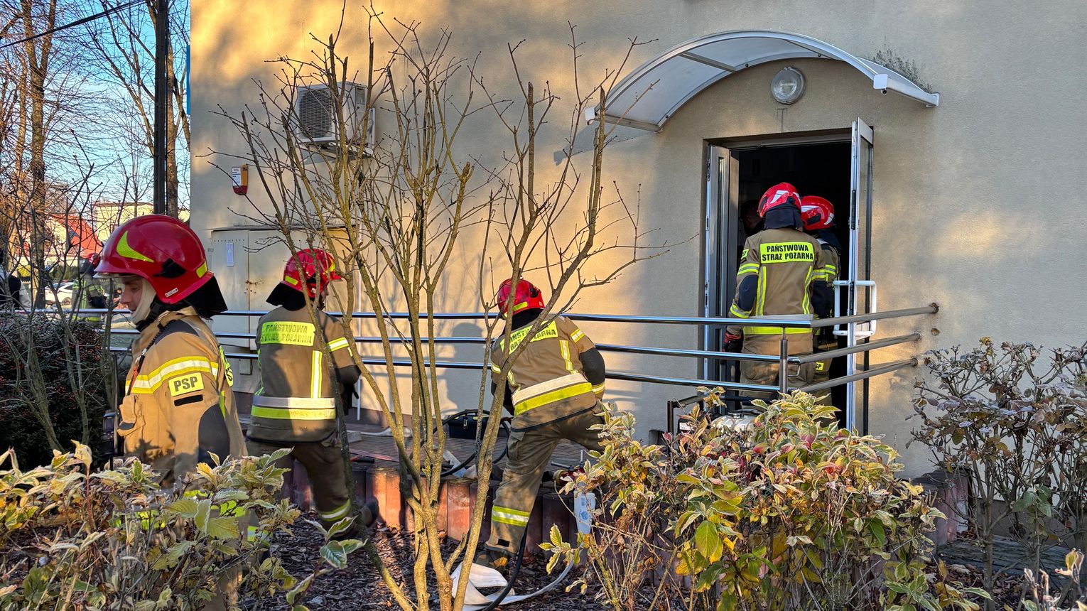 Pożar w Urzędzie Pracy w Dąbrowie Tarnowskiej. Ewakuowano pracowników i klientów