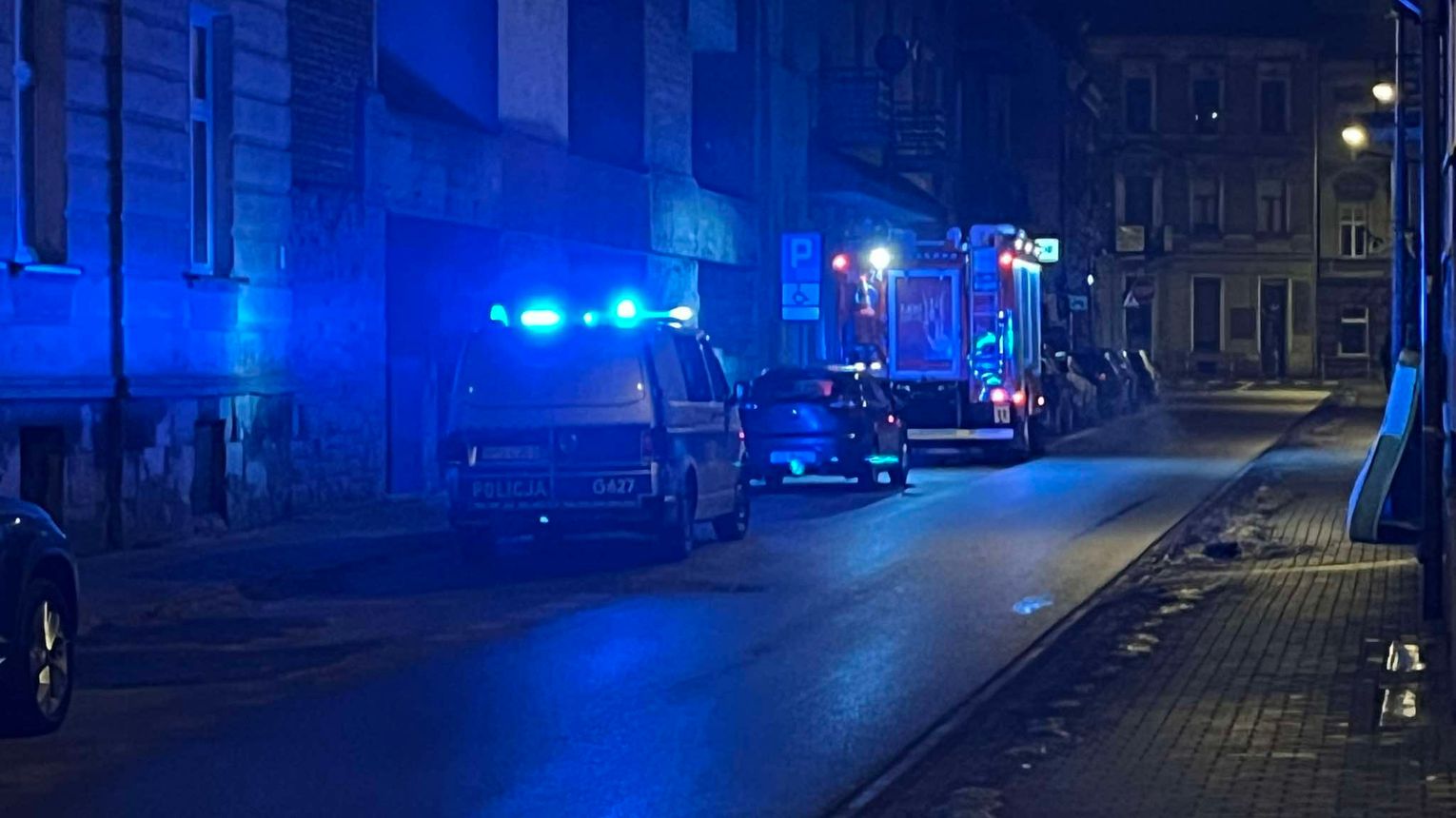 Służby interweniowały przy ul. Krasińskiego w Tarnowie. Nie żyje mężczyzna!