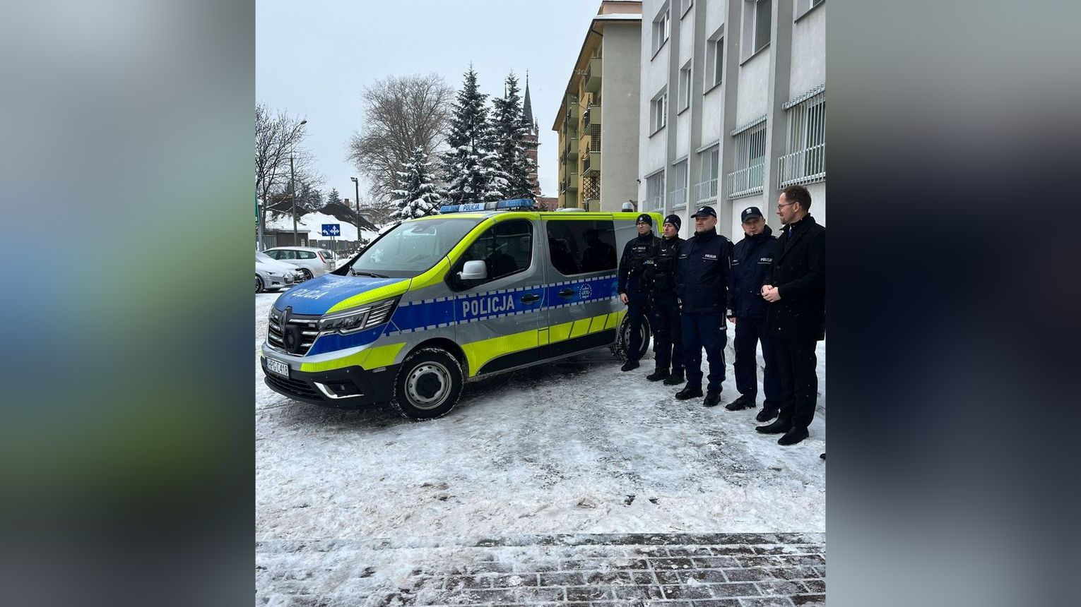 Tarnowska policja otrzymała nowy samochód