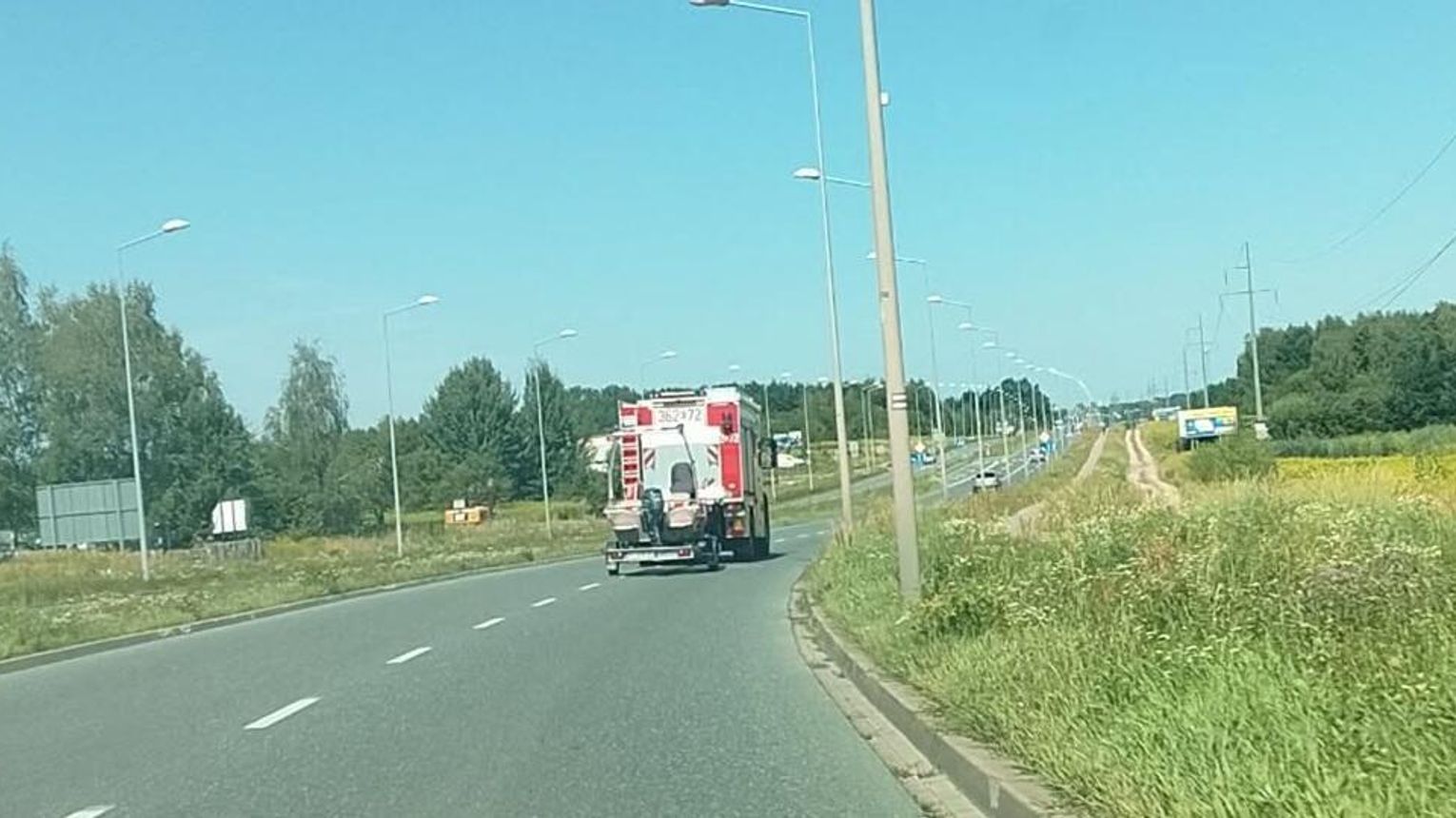 Tragedia nad Jeziorem Rożnowskim. 42-letnia kobieta wypadła ze skutera wodnego. Jej ciało odnaleźli nurkowie