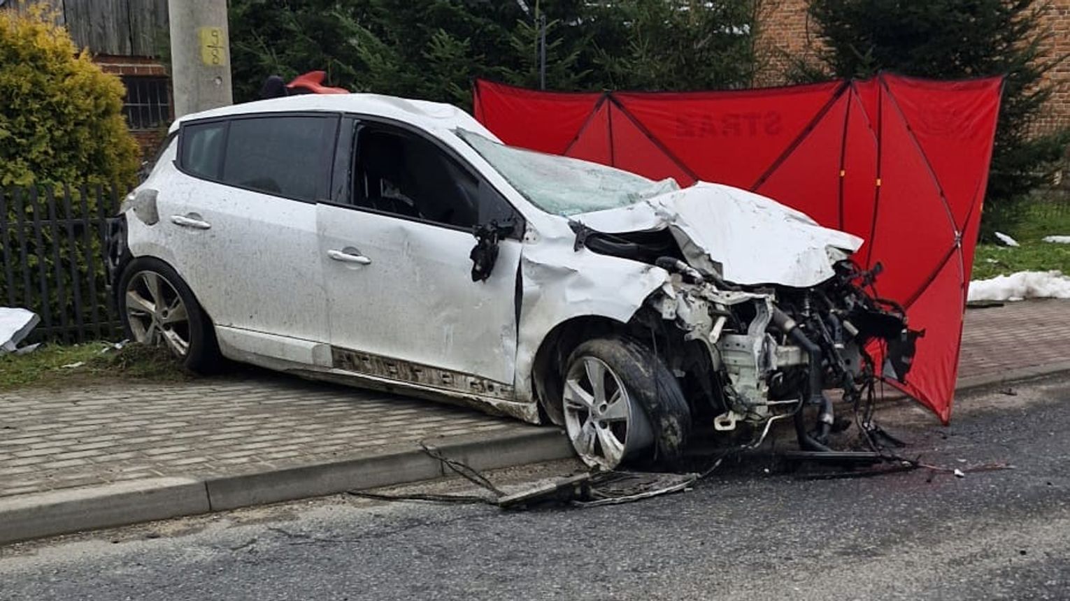 Tragiczny wypadek w powiecie mieleckim. 21-latek nie żyje