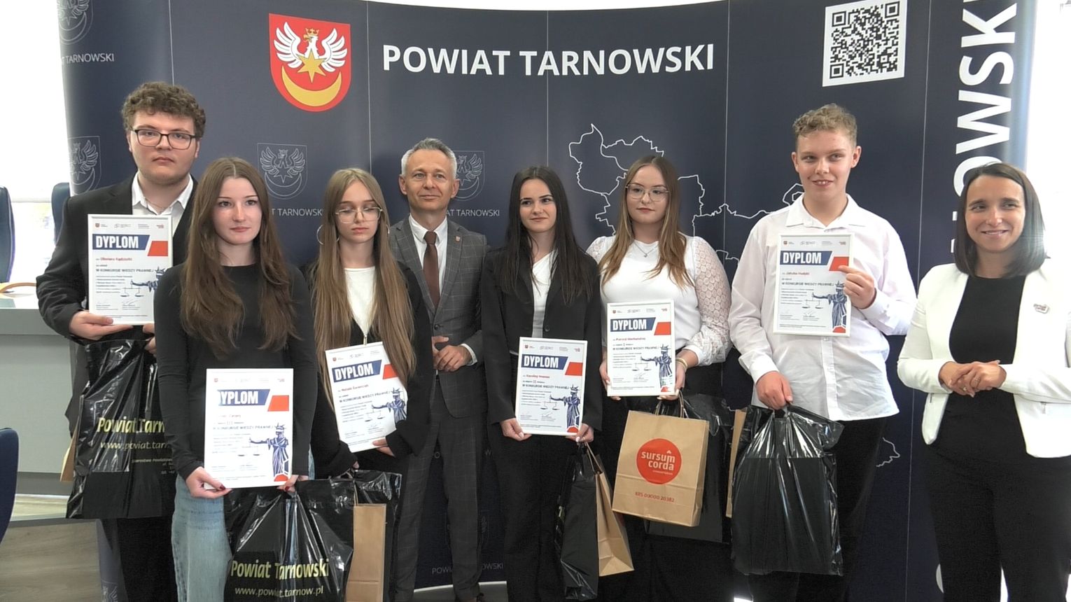 Uczniowie z Tuchowa i Zakliczyna laureatami Konkursu Wiedzy Prawnej