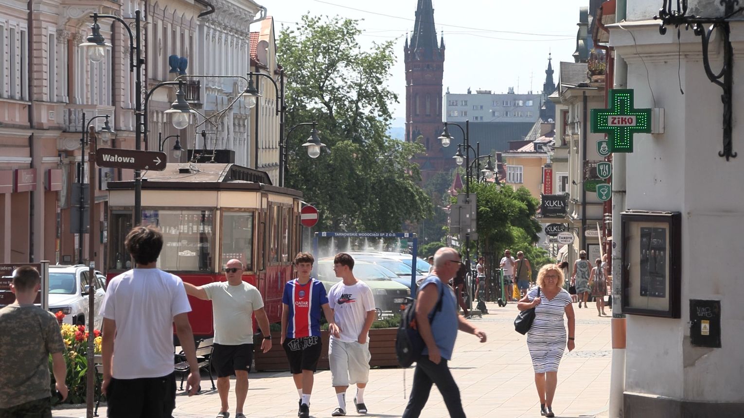 Upały wróciły do Tranowa. Jak skutecznie zadbać o nawodnienie organizmu?