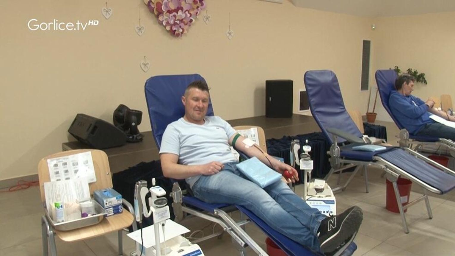 W Ropie na Dzień Kobiet honorowo oddali 12 litrów krwi