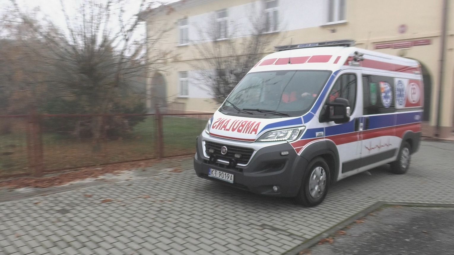 Więcej zespołów ratownictwa medycznego i zwiększona obsada w karetkach w tarnowskim pogotowiu