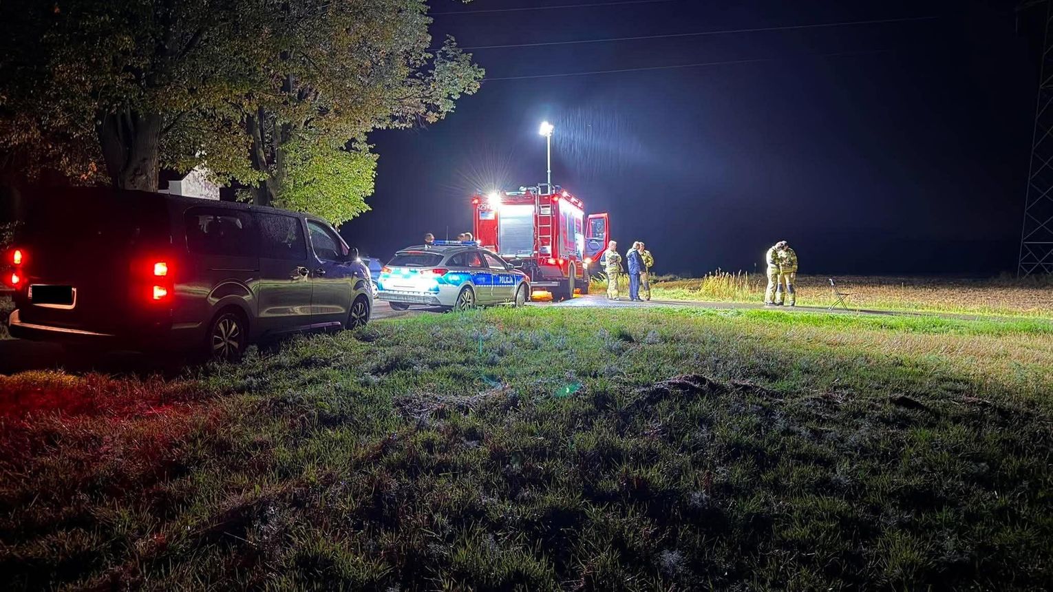 Wielka akcja policji w rejonie Jodłowej i Dębowej. Obława za dwoma mężczyznami, użyto drona z termowizją