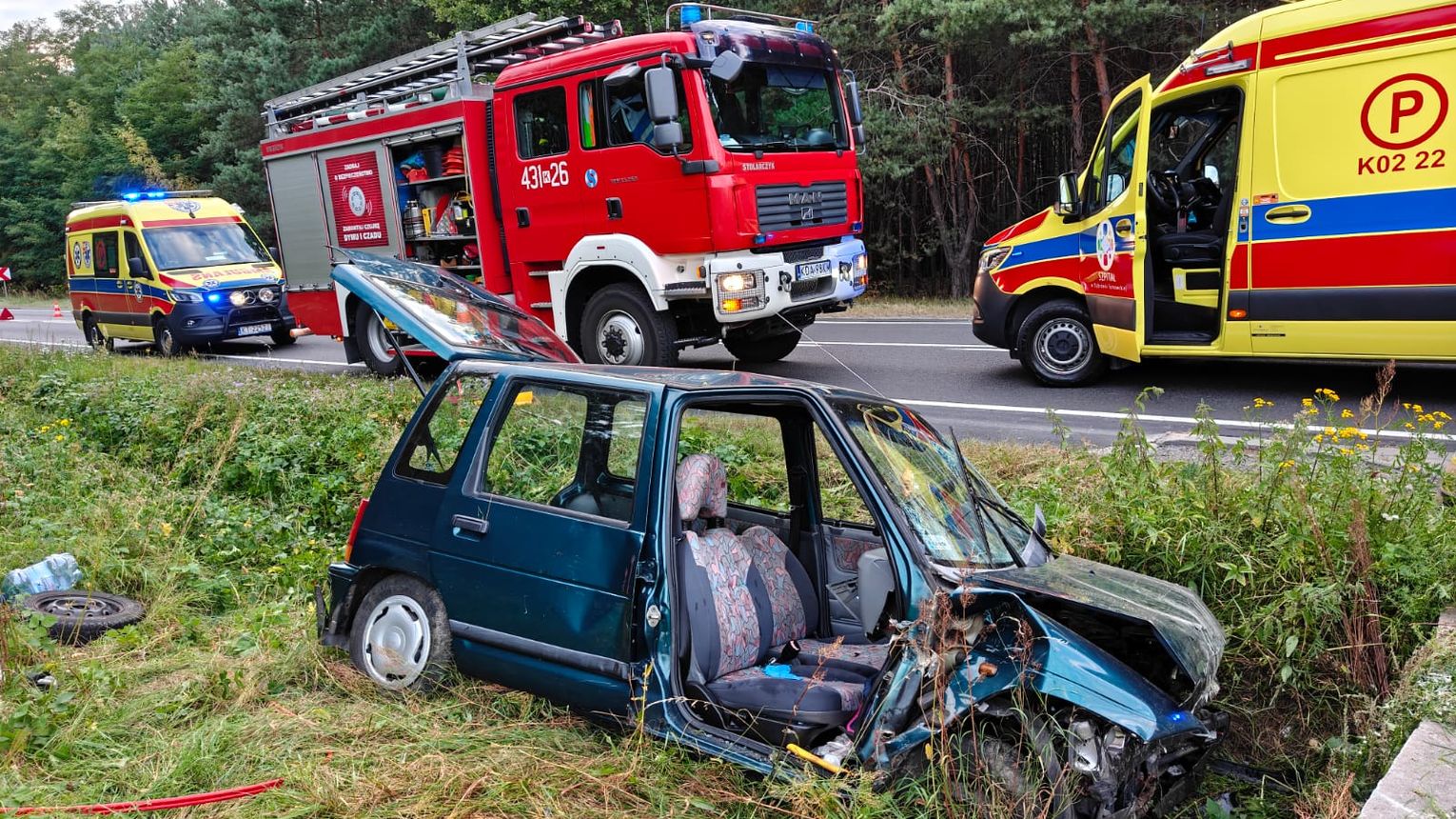 Wypadek na krajówce pod Dąbrową Tarnowską. Dwie osoby w szpitalu