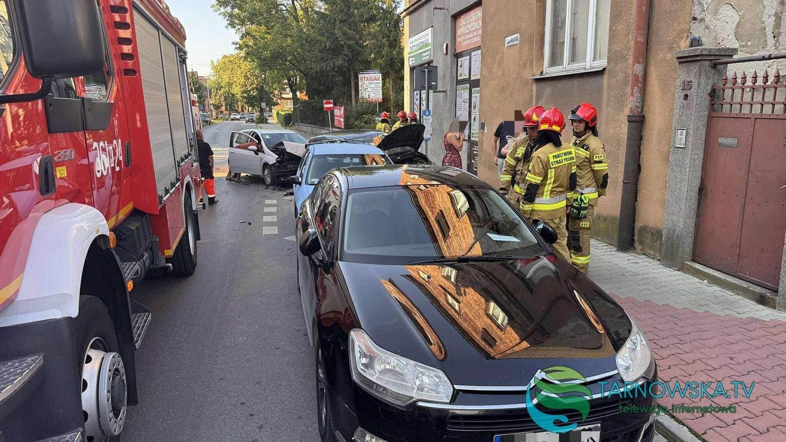Wypadek na Krasińskiego w Tarnowie. Uszkodzone zostały cztery samochody!